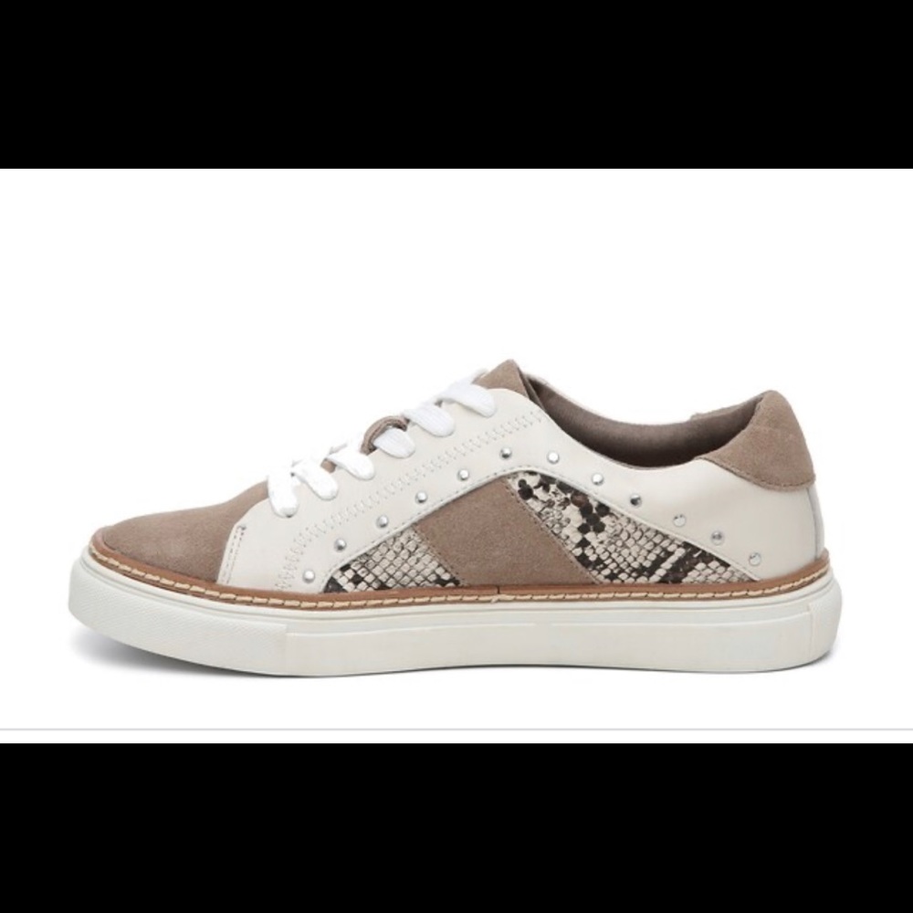 Crown Vintage leather/suede Kalinda sneaker